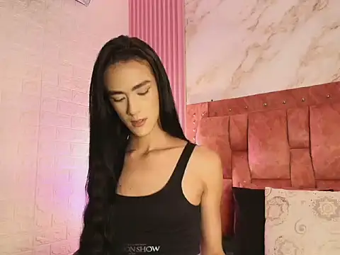 Roxana Scottt online show from 18, 11, 2025