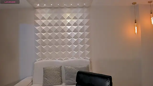 HaileyRoss  online show from 25, 3, 2026