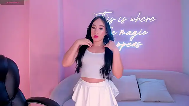 ZaraKafruni online show from 10, 2, 2026