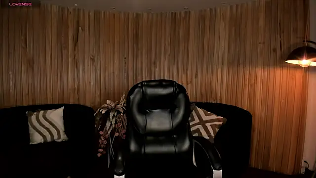 ZaraKafruni online show from 9, 1, 2026