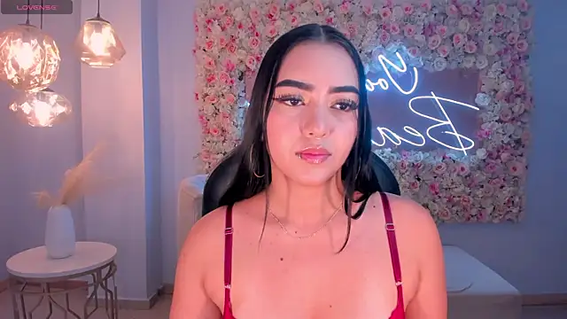 SophieLanne online show from 11, 2, 2026