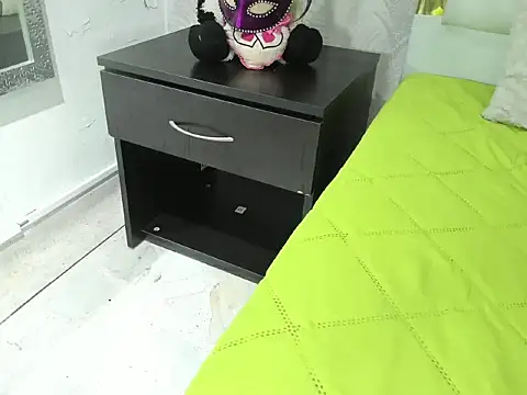 Snapshot of noa-camila chatting on 21, 11, 2025 noa-camila online show from 21, 11, 2025