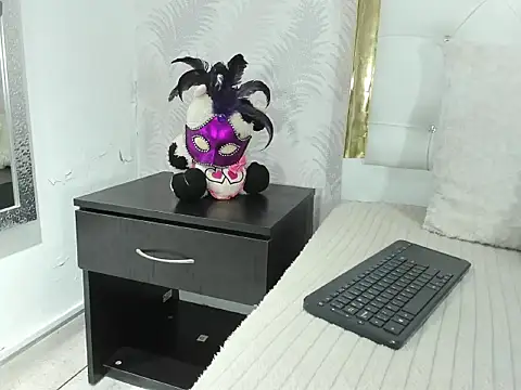 Snapshot of noa-camila chatting on 22, 11, 2025 noa-camila online show from 22, 11, 2025