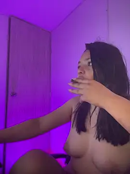 LaraDanverss online show from 15, 12, 2025