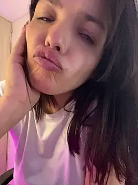 Snapshot of LaraDanverss chatting on 24, 6, 2026 LaraDanverss online show from 24, 6, 2026