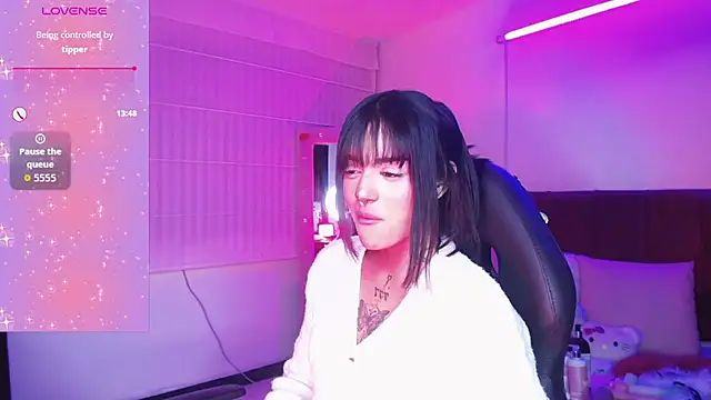 Snapshot of Milu_carbajal_x chatting on 14, 6, 2026 Milu carbajal x online show from 14, 6, 2026