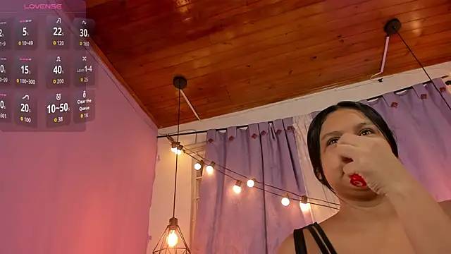 Snapshot of paula_desire chatting on 30, 11, 2025 paula desire online show from 30, 11, 2025