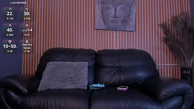 Snapshot of Violet_Moon20 chatting on 9, 6, 2026 Violet Moon20 online show from 9, 6, 2026