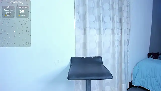 Snapshot of Violet_Moon20 chatting on 18, 6, 2026 Violet Moon20 online show from 18, 6, 2026