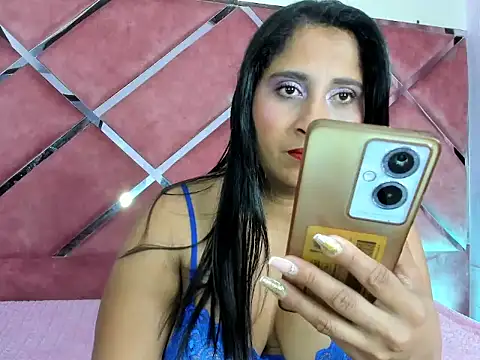 CarolinaNavas33 online show from 19, 12, 2025