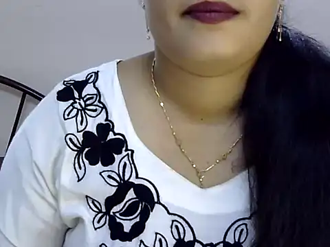 Snapshot of Muskan_Jha chatting on 3, 7, 2026 Muskan Jha online show from 3, 7, 2026