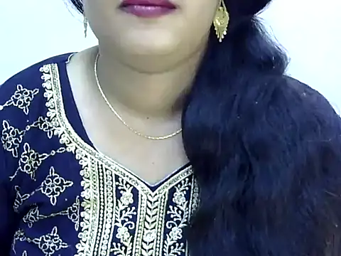 Snapshot of Muskan_Jha chatting on 13, 5, 2026 Muskan Jha online show from 13, 5, 2026