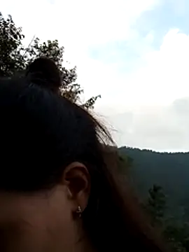  Su-Su  online show from 17, 12, 2025