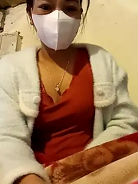 Snapshot of _Su-Su_ chatting on 21, 11, 2025 Su-Su online show from 21, 11, 2025