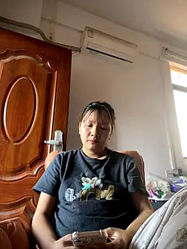 yiyi0316 online show from 16, 11, 2025