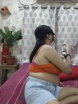 Snapshot of Cute-richa1 chatting on 22, 5, 2026 Cute-richa1 online show from 22, 5, 2026