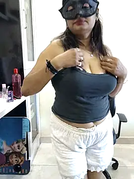 Cute-richa1 online show from 1, 3, 2026