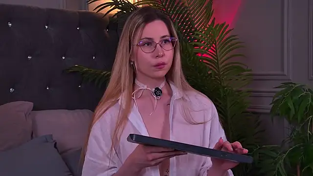 -SaraBlack- online show from 17, 7, 2026