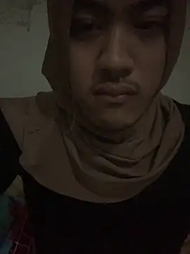 yuliabirdiantie1 online show from 16, 11, 2025