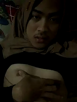 yuliabirdiantie1 online show from 15, 11, 2025