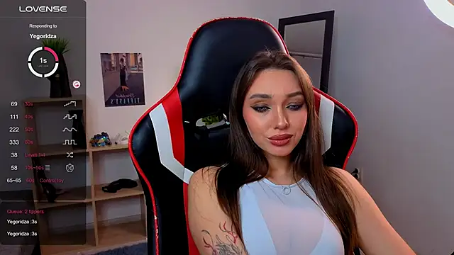 Emilia mala online show from 21, 11, 2025