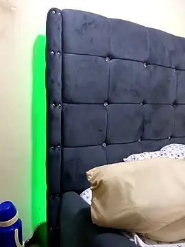 honeypot224 online show from 25, 3, 2026