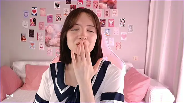 Lexi Bottom online show from 15, 2, 2026