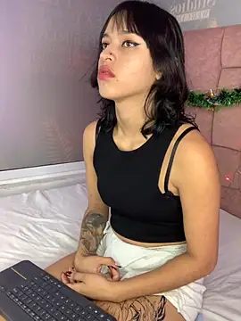 LiilithStonne online show from 1, 12, 2025