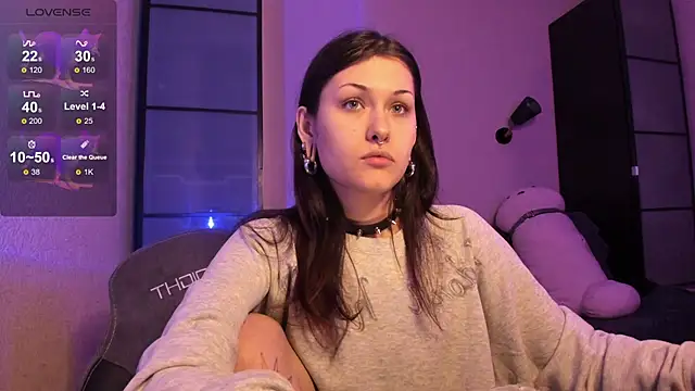 Snapshot of Night_Heist chatting on 19, 11, 2025 Night Heist online show from 19, 11, 2025