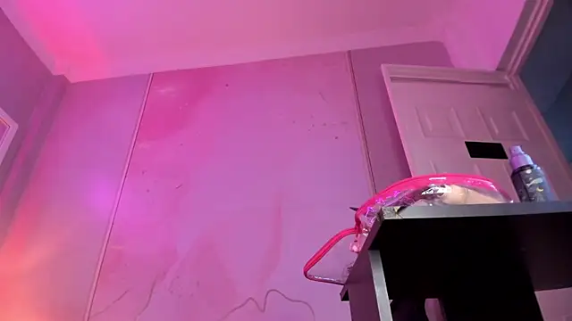 Kendall curves online show from 11, 4, 2026