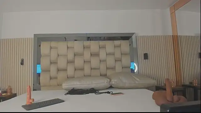 noah pariss online show from 7, 3, 2026