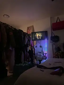 Motherbigbus online show from 10, 4, 2026