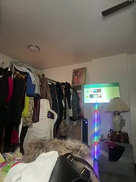 Motherbigbus online show from 13, 3, 2026