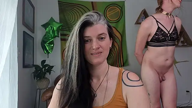 bruisedblossoms online show from 21, 4, 2026