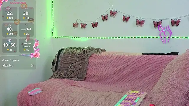 Kellybblue online show from 28, 3, 2026