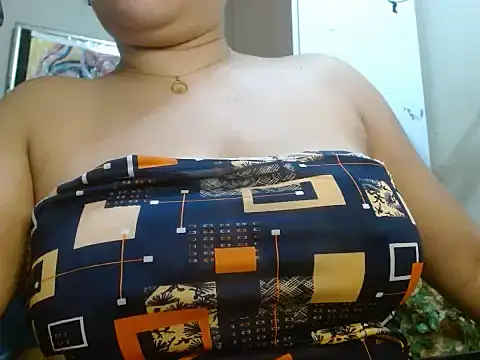 Snapshot of DiivaMarii chatting on 8, 7, 2026 DiivaMarii online show from 8, 7, 2026