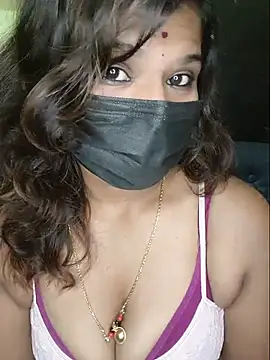 Snapshot of Premalatha_28 chatting on 29, 6, 2026 Premalatha 28 online show from 29, 6, 2026