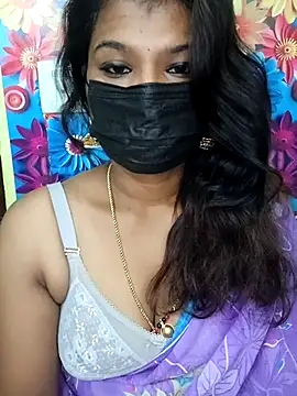 Snapshot of Premalatha_28 chatting on 25, 11, 2025 Premalatha 28 online show from 25, 11, 2025