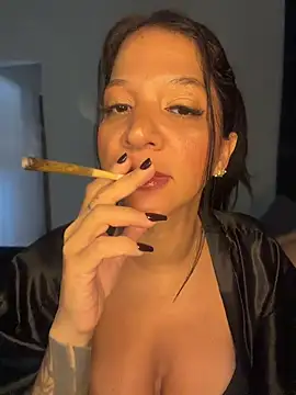 biadominatrix online show from 15, 5, 2026