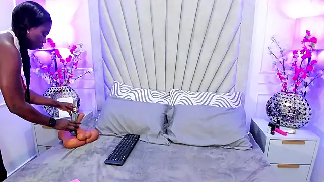 CandyVega  online show from 5, 2, 2026