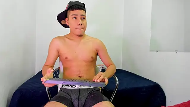 Lucastorrez01 online show from 29, 5, 2026