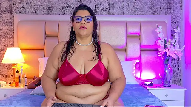 SelennaCooper online show from 24, 4, 2026