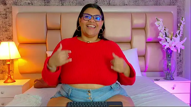 SelennaCooper online show from 16, 1, 2026