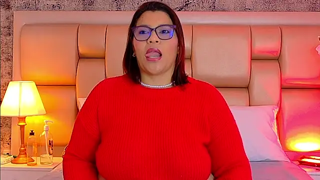 SelennaCooper online show from 16, 5, 2026