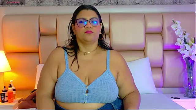 SelennaCooper online show from 17, 1, 2026