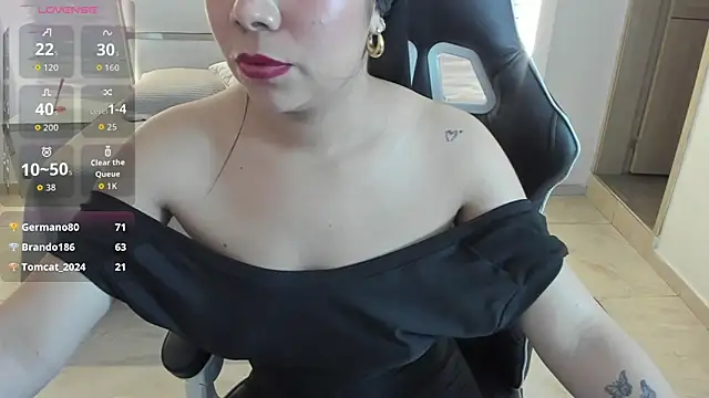 Snapshot of Tahira_bakir chatting on 29, 11, 2025 Tahira bakir online show from 29, 11, 2025