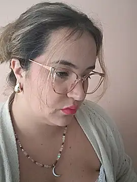 iviiiiiiiiiii online show from 1, 12, 2025