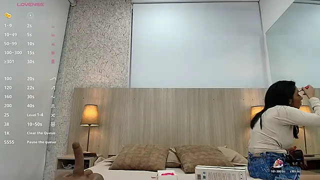 mature eva1 online show from 13, 4, 2026