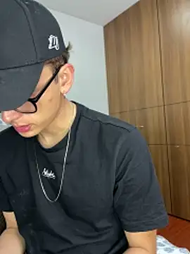 Boyfriend-Hot online show from 13, 2, 2026