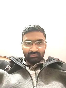 Snapshot of smartboy9smit chatting on 16, 12, 2025 smartboy9smit online show from 16, 12, 2025